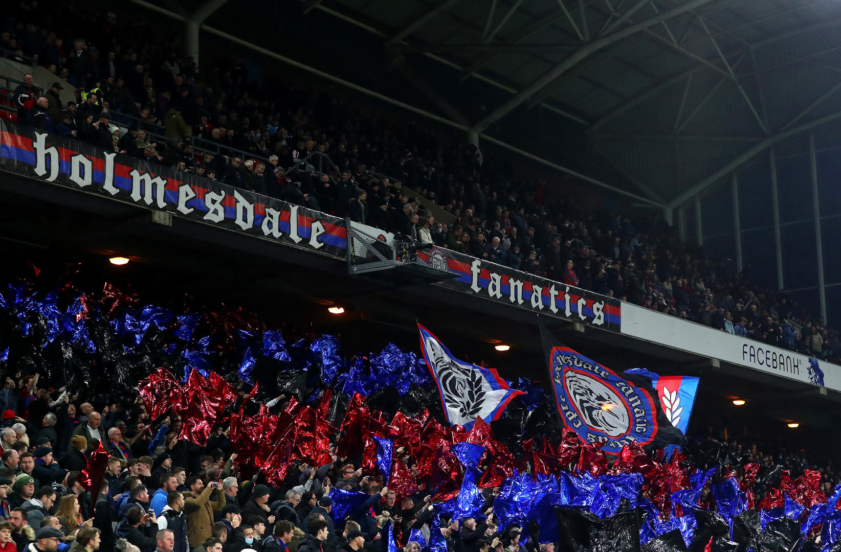 提供了更大 提供了更大