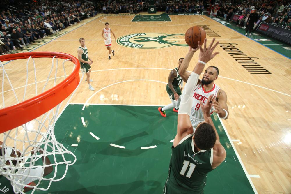 系里显得更 系里显得更