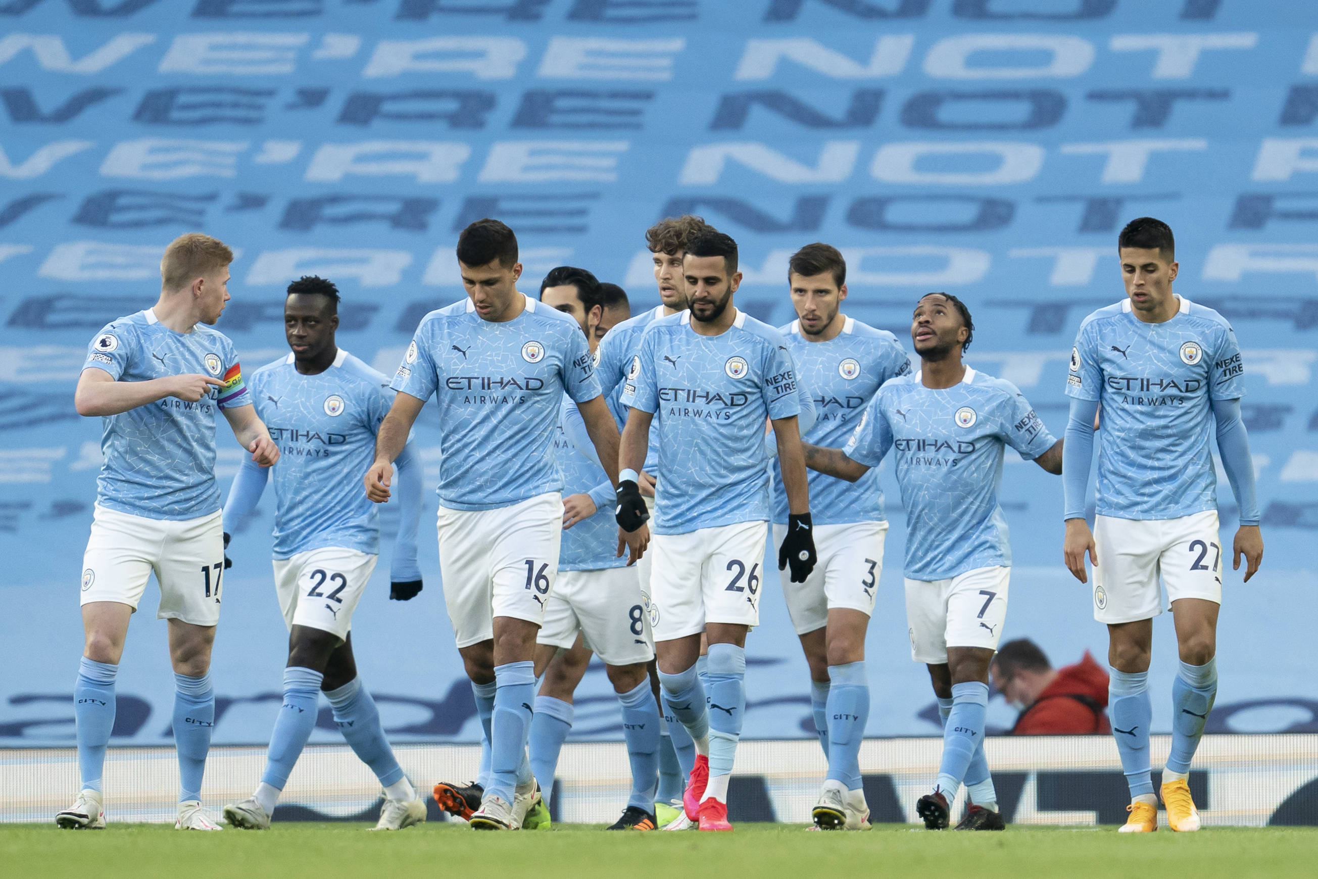 通过感应使 通过感应使